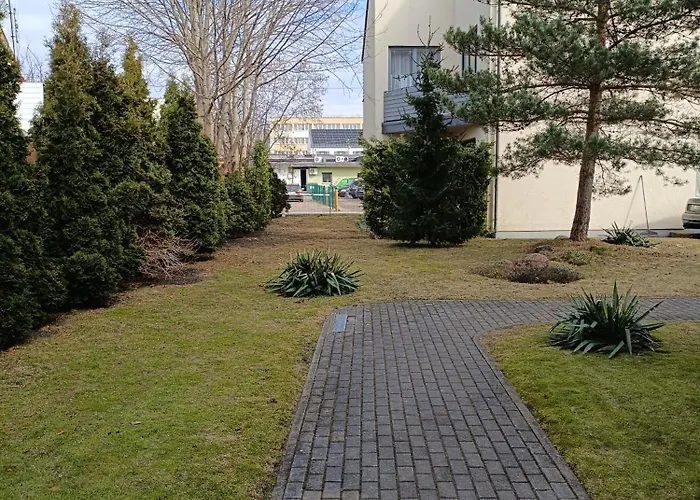 Pas Daiva بالانغا